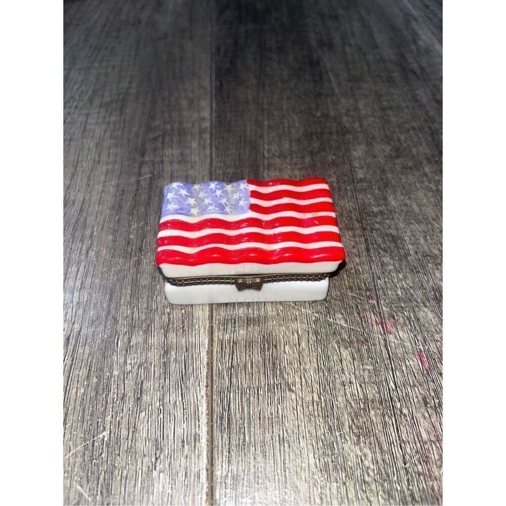 American Flag Porcelain Hinged Trinket Box some discoloration